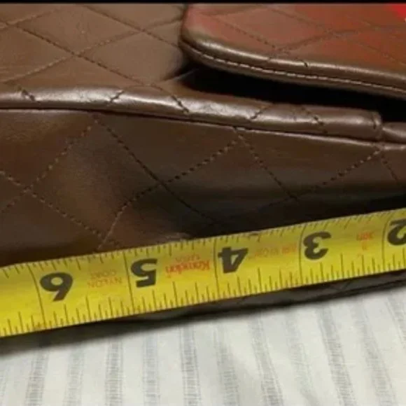 Chanel Double Flap (Medium Tall) - Picture 8 of 9